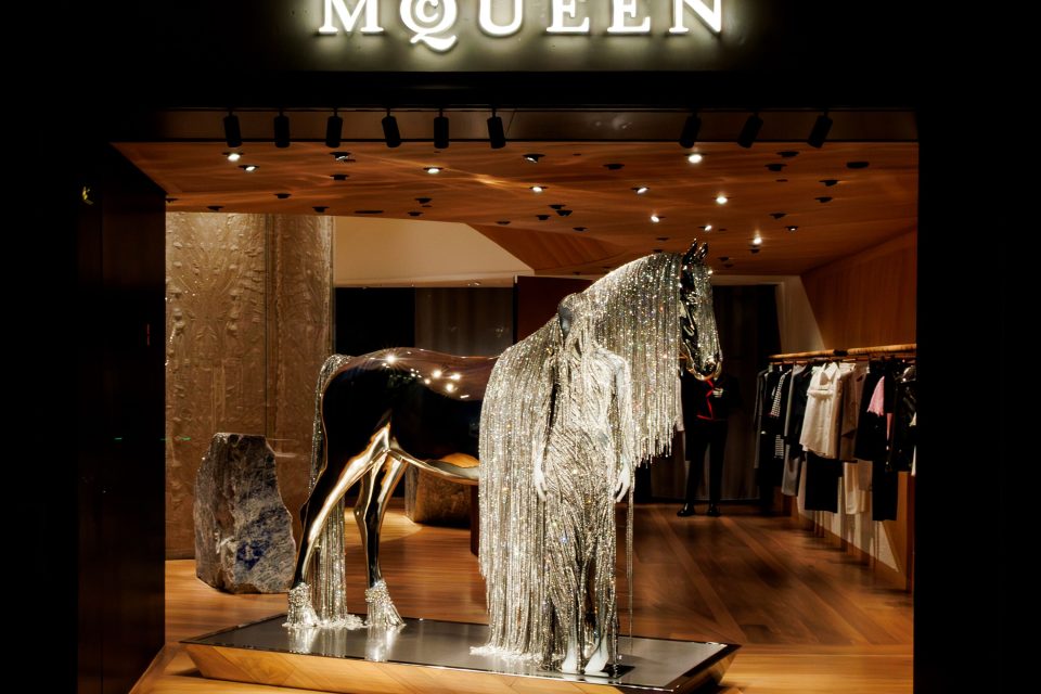 ALEXANDER MCQUEEN RETURNS TO LONDON FASHION WEEK FOR SPRING/SUMMER 2027