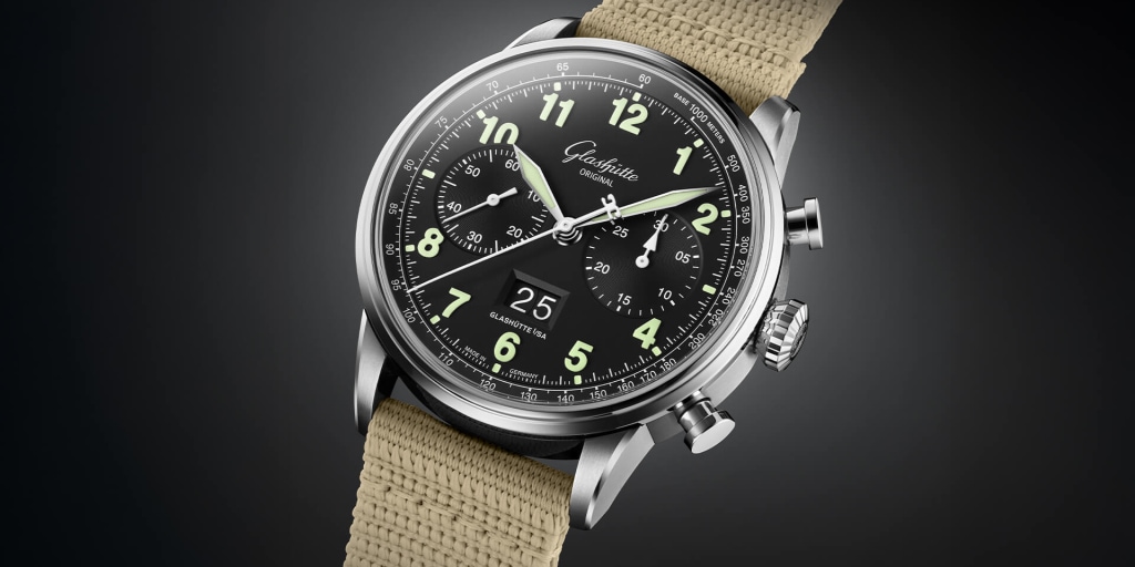 Glashütte Original Senator Chronograph Navigator with black dial and luminous Arabic numerals