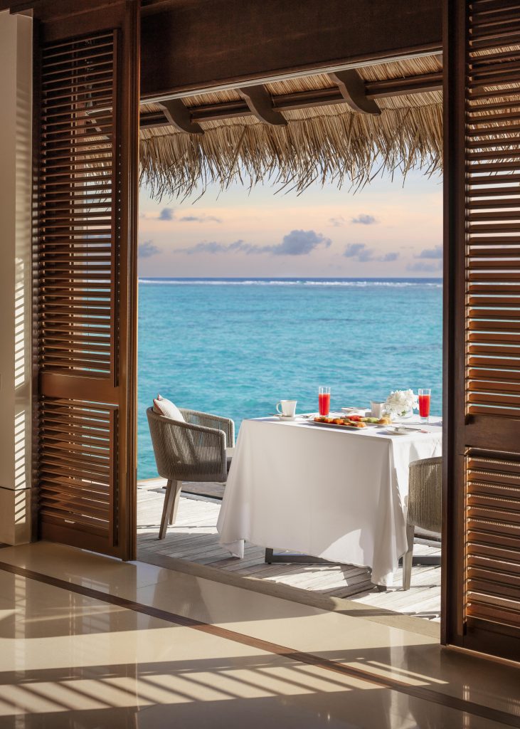 OO_RR_Accommodation_GrandWaterVilla_BreakfastTable_Alt_2745_MASTER