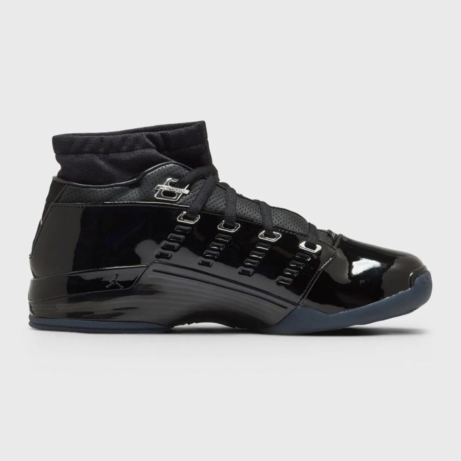 Air Jordan 17 Low Black Patent side profile