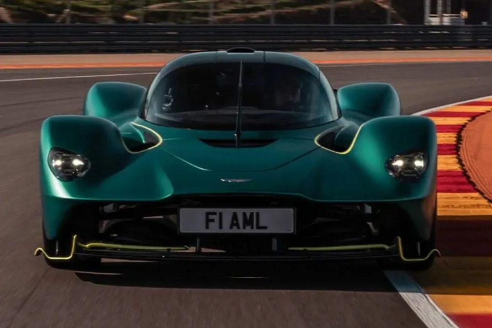 ASTON MARTIN VALKYRIE HYPERCAR COMPLETES SILVERSTONE DEVELOPMENT TEST AHEAD OF 2027 WEC RETURN
