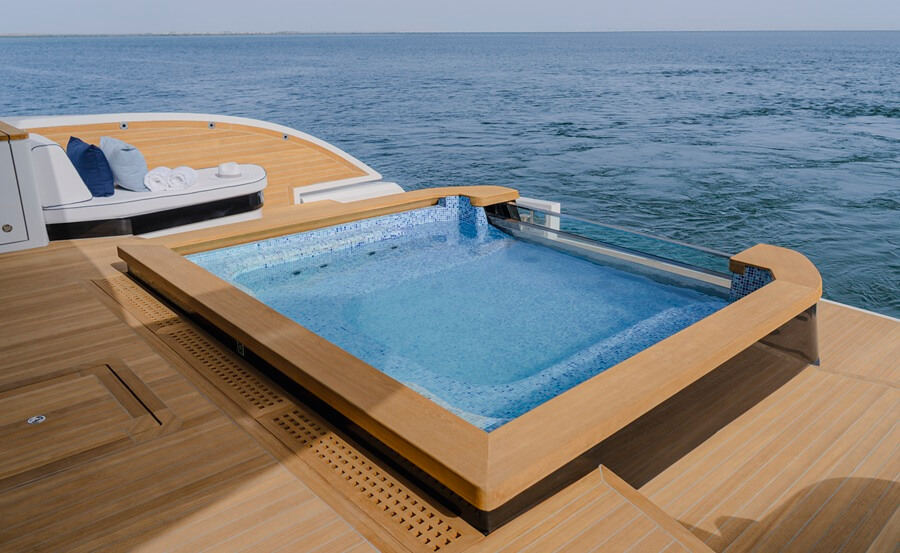 GLOBAL LUXURY HUB source image