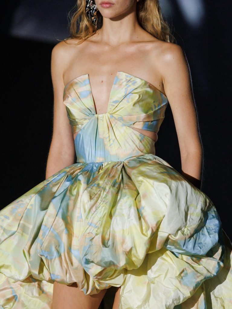 GLOBAL LUXURY HUB source image
