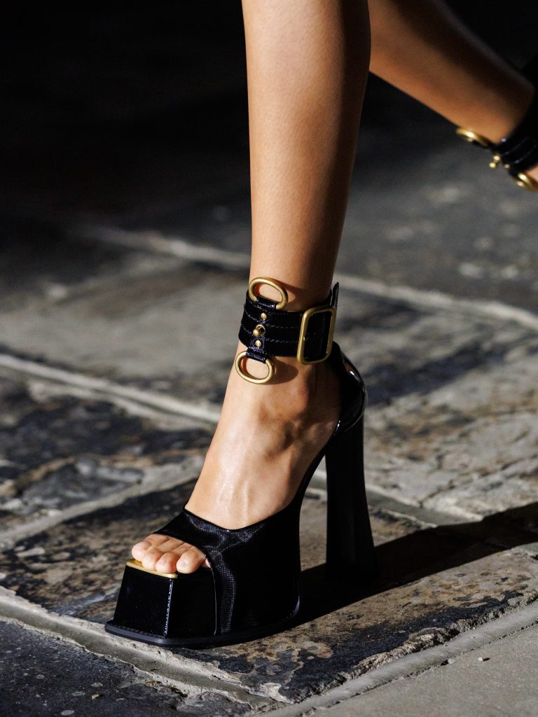 GLOBAL LUXURY HUB source image