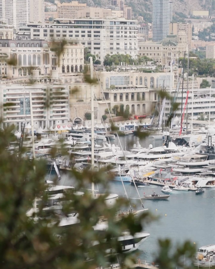 GLOBAL LUXURY HUB source image