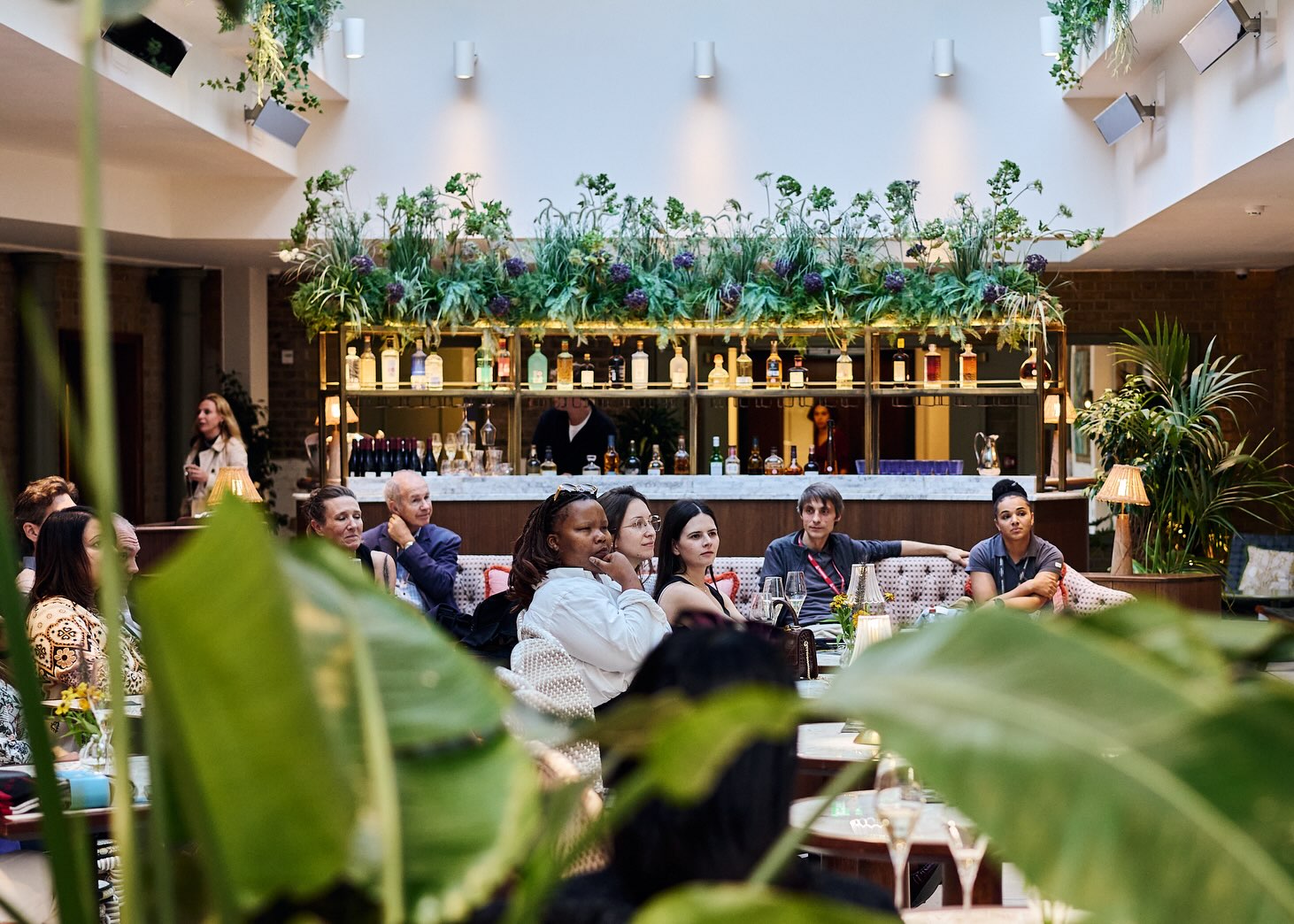 GLOBAL LUXURY HUB source image