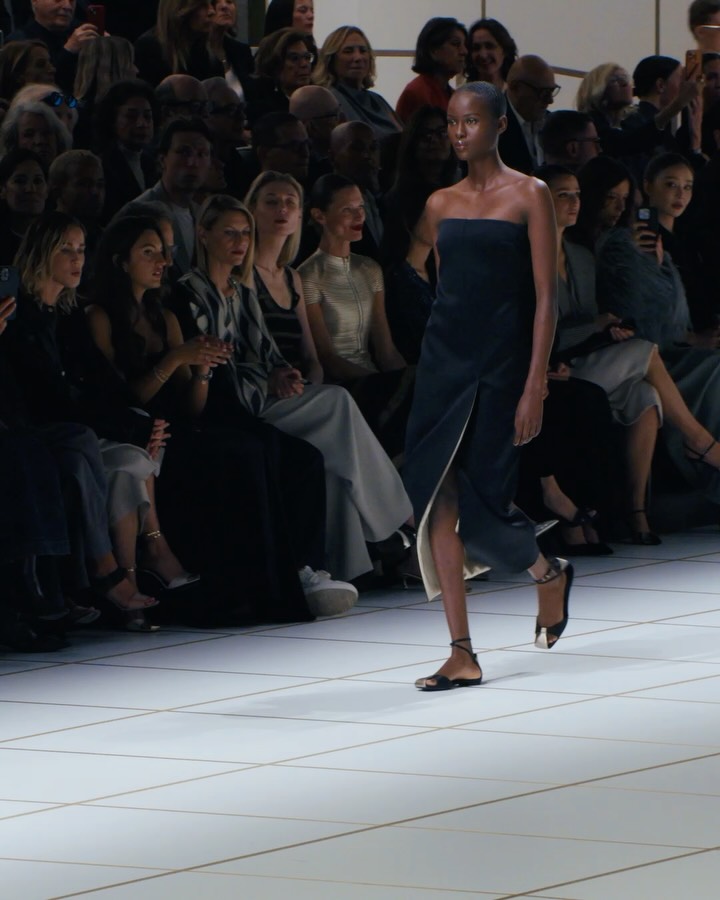 GLOBAL LUXURY HUB source image