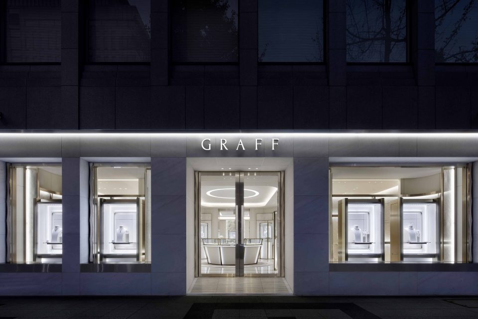 GRAFF BRINGS ITS WORLD OF DIAMONDS TO OSAKA’S SHINSAIBASHI