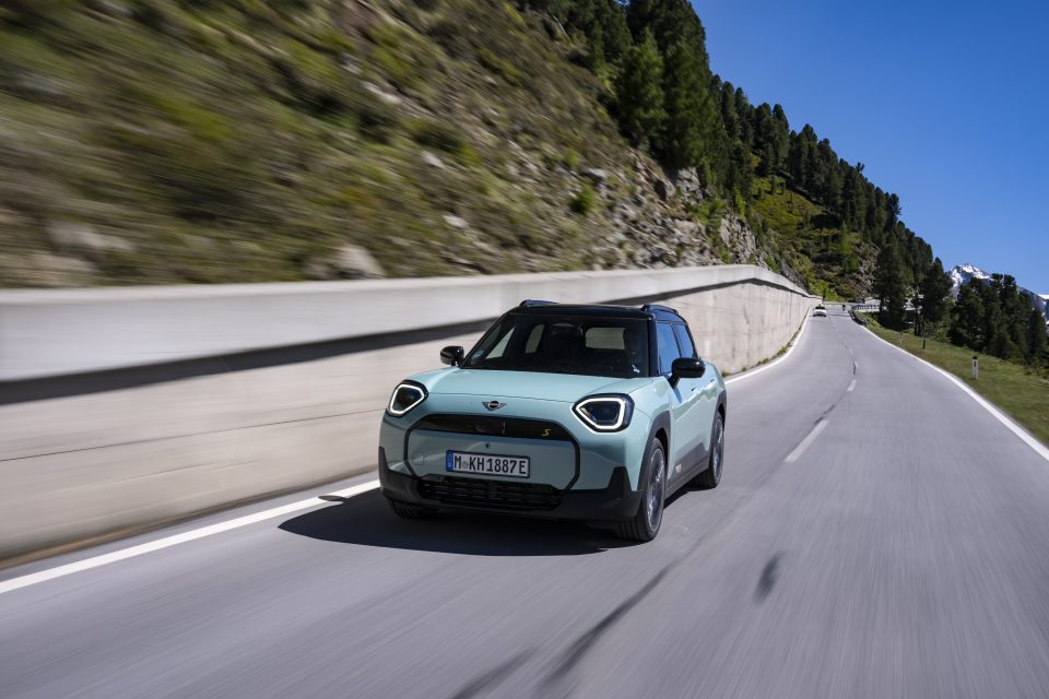 MINI ACEMAN SE: ELECTRIC CHARACTER FOR THE MODERN CITY