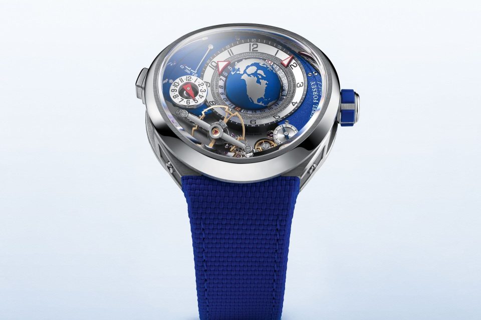 GREUBEL FORSEY GMT BALANCIER CONVEXE: A MORE COMPACT VISION OF WORLD TIME