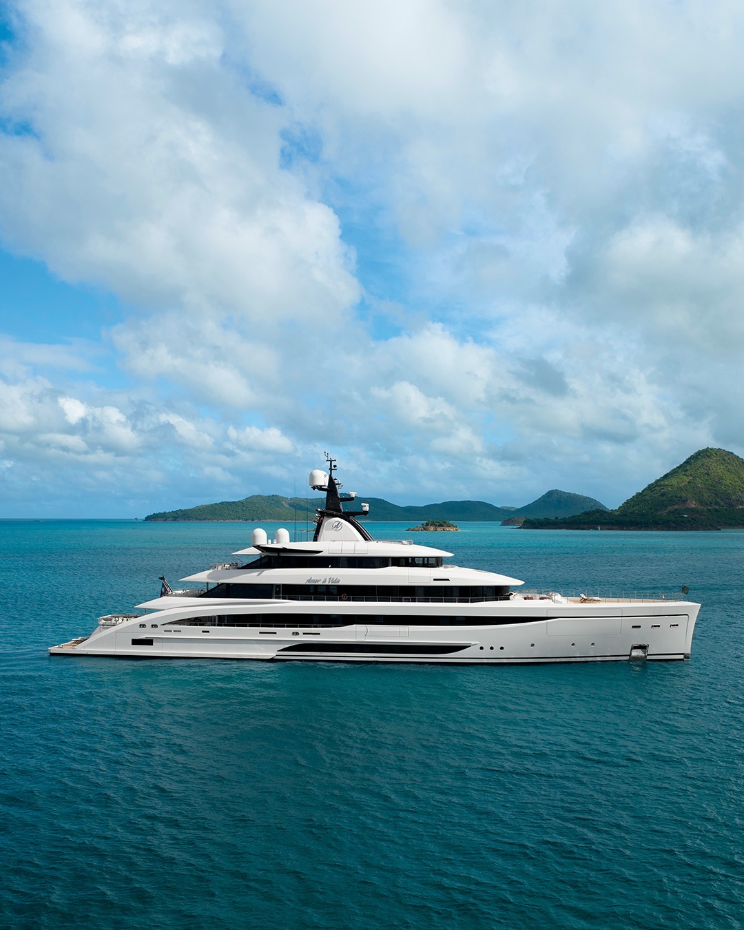 GLOBAL LUXURY HUB source image