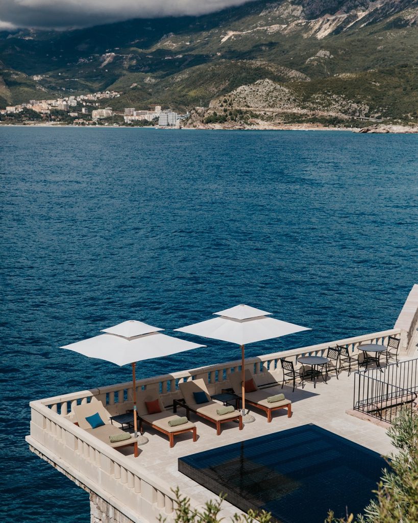GLOBAL LUXURY HUB source image