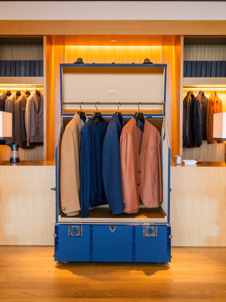 GLOBAL LUXURY HUB source image