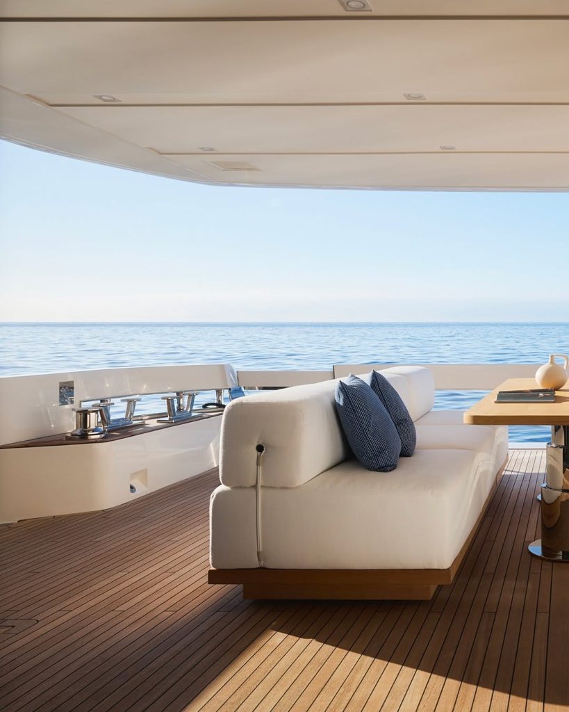 GLOBAL LUXURY HUB source image