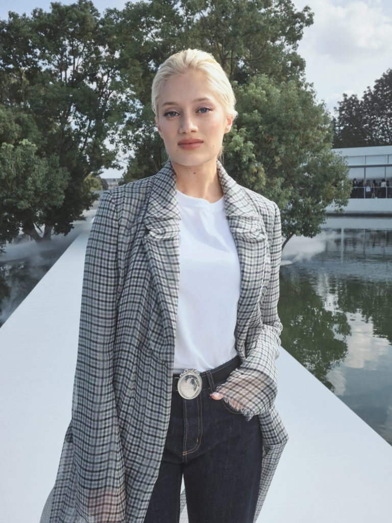 GLOBAL LUXURY HUB source image