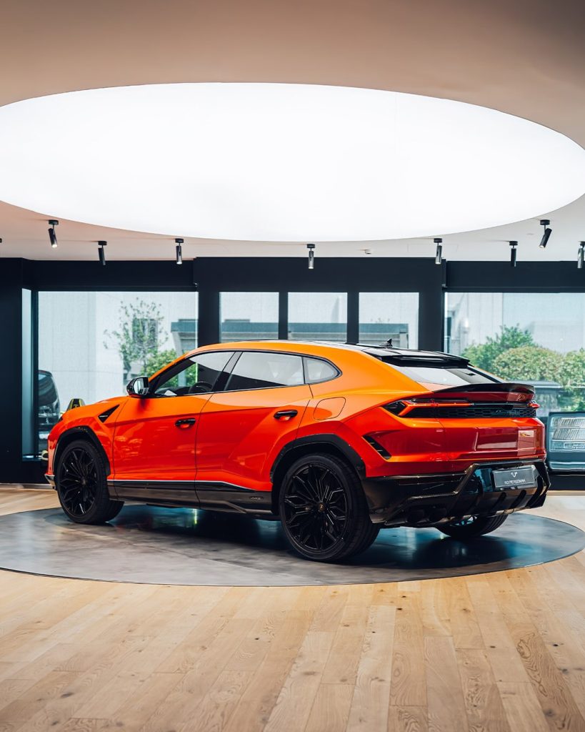 GLOBAL LUXURY HUB source image