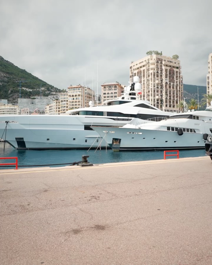 GLOBAL LUXURY HUB source image
