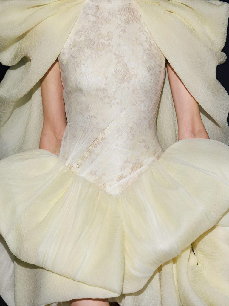 GLOBAL LUXURY HUB source image