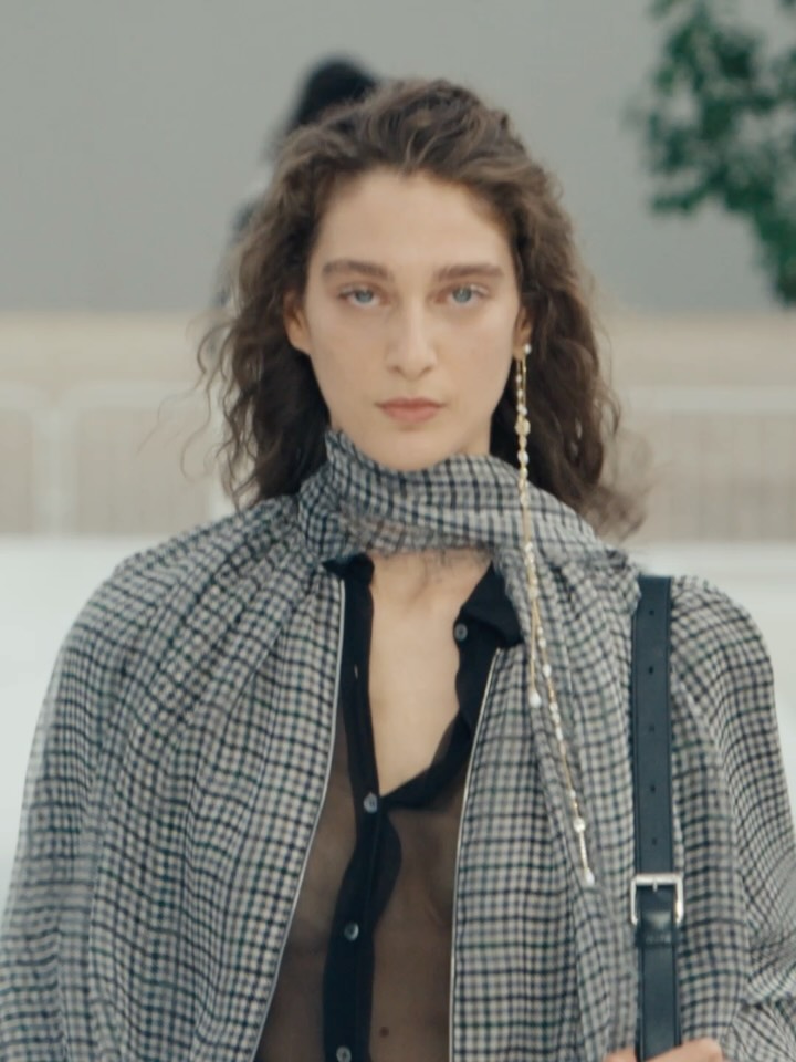 GLOBAL LUXURY HUB source image