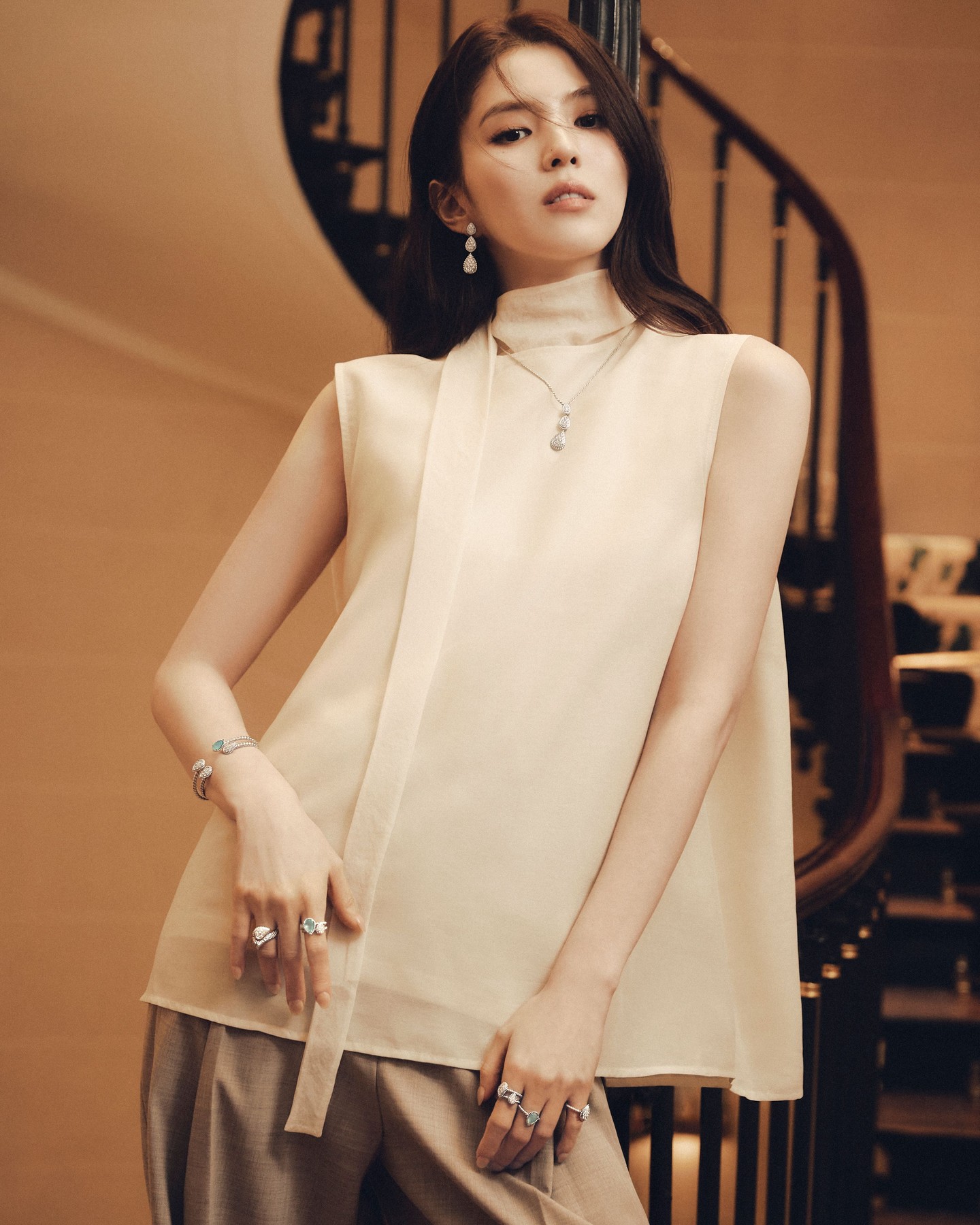 GLOBAL LUXURY HUB source image