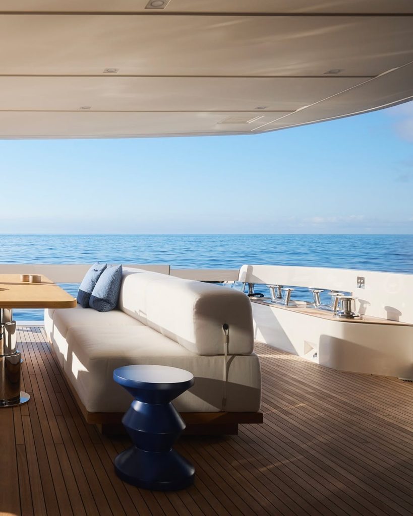 GLOBAL LUXURY HUB source image