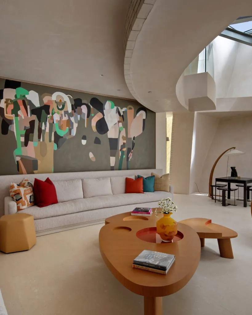 GLOBAL LUXURY HUB source image
