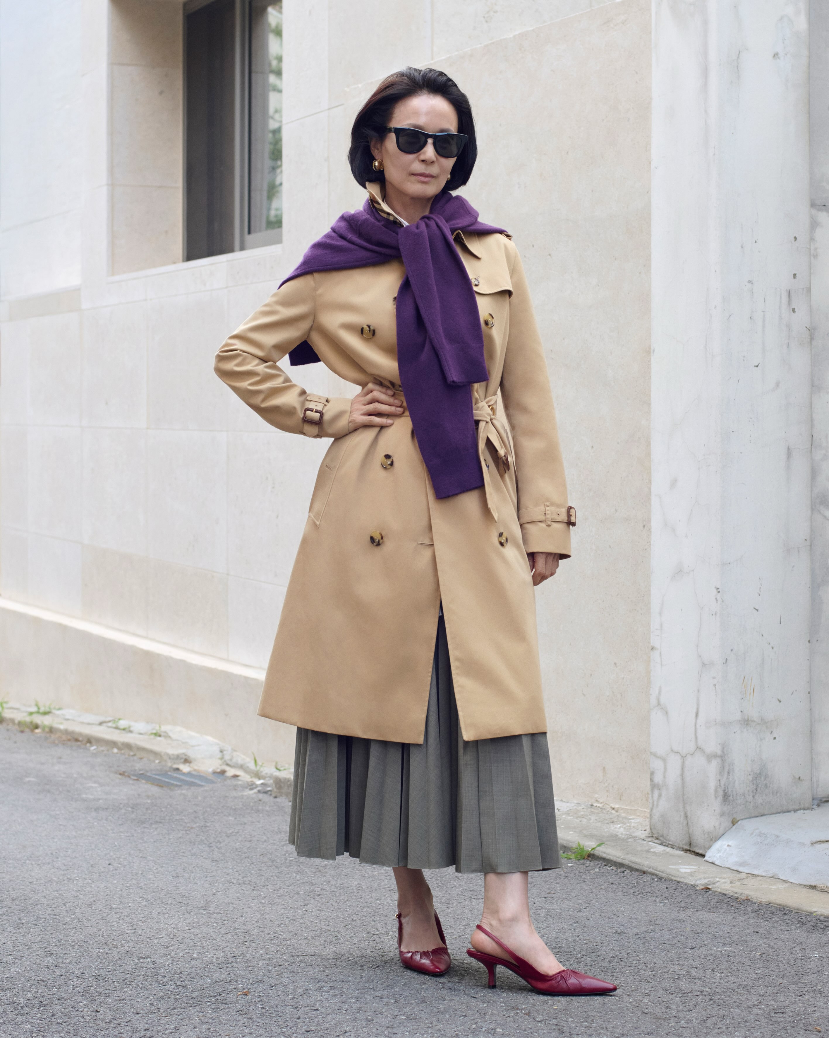 Bogyeong Kwon wearing Burberry trench coat in Seoul