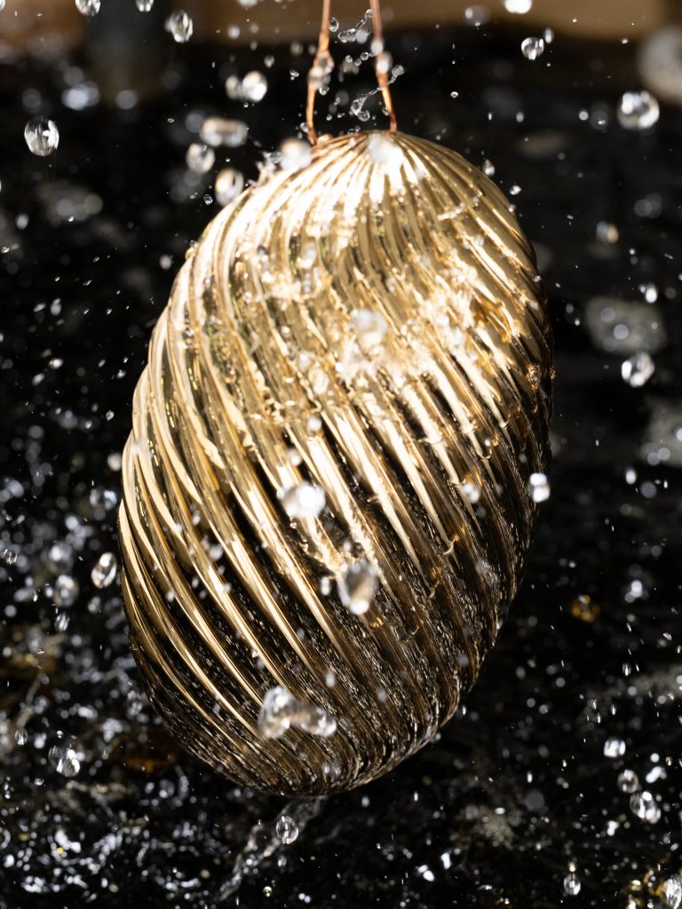The Melone in situ with complementary jewellery pieces from the Bvlgari collection