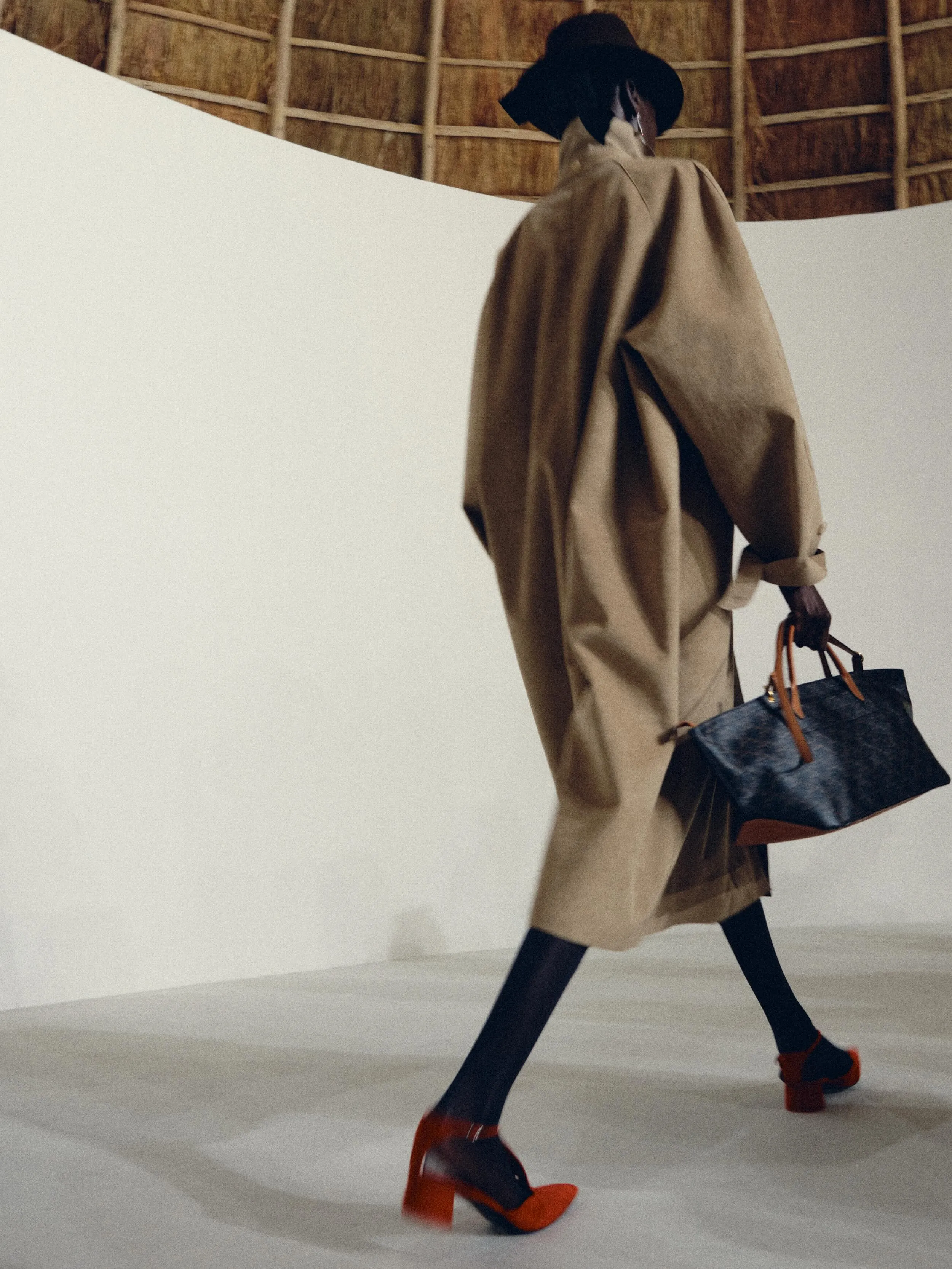 Final view showcasing complete aesthetic of Été 2027 collection
