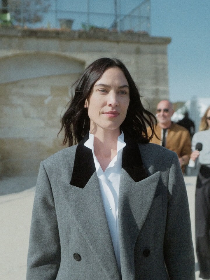 Alexa Chung embodies the effortless elegance of Dior's Summer 2027 collection at the presentation