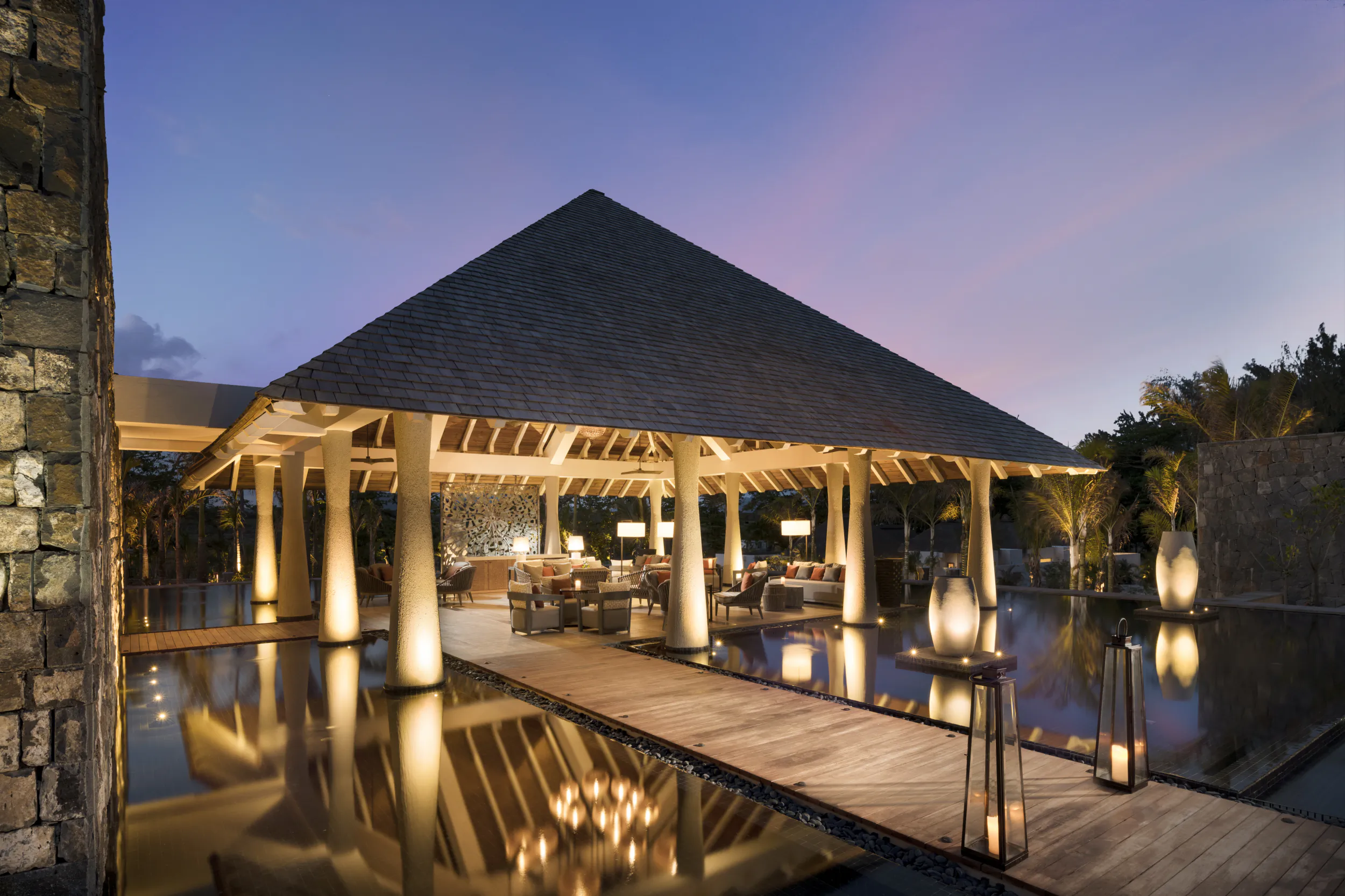 GLOBAL LUXURY HUB source image