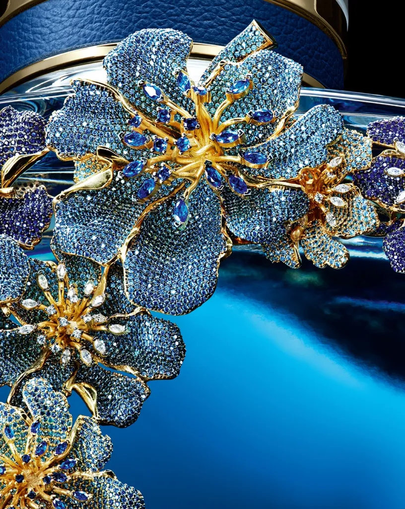 The complete L'Heure Bleue Exceptional Art Piece displaying its full radiant design with iris flowers at the centre