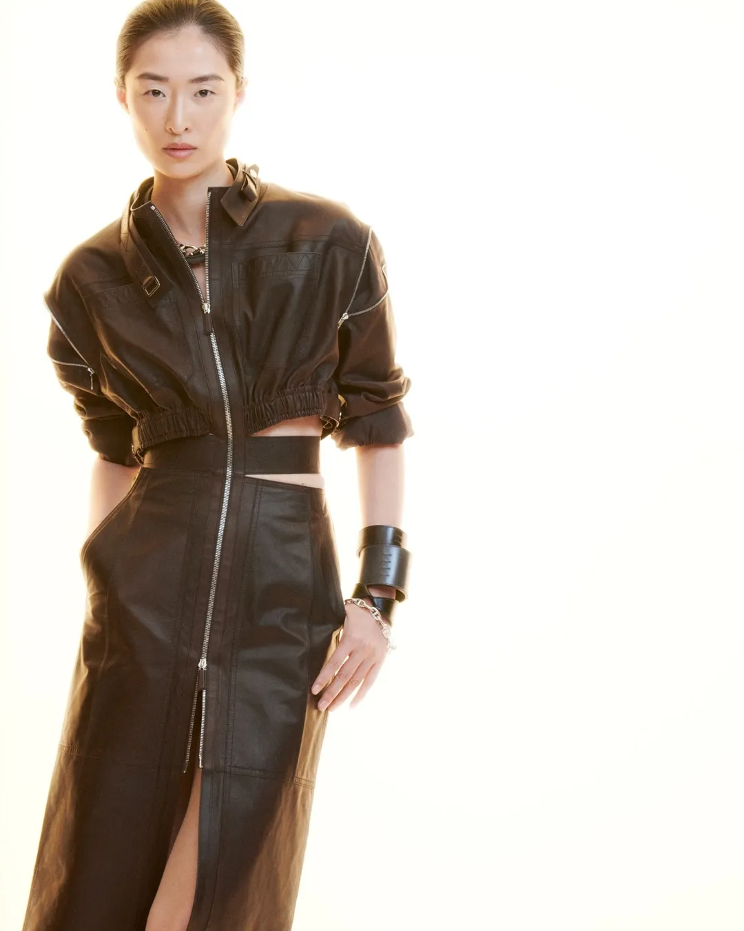 Model wearing flowing cream linen garment with billowing sleeve, spring-summer 2027 Hermès collection