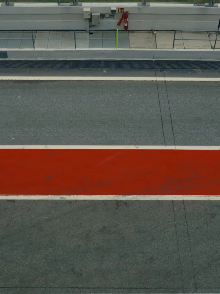 McLaren's braking system performance into Barcelona's most demanding corner