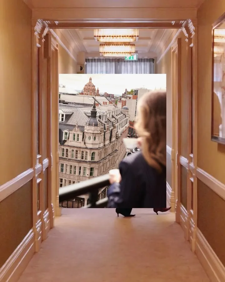 Elegant interiors of Mandarin Oriental Hyde Park showcasing luxurious accommodation overlooking London's Hyde Park
