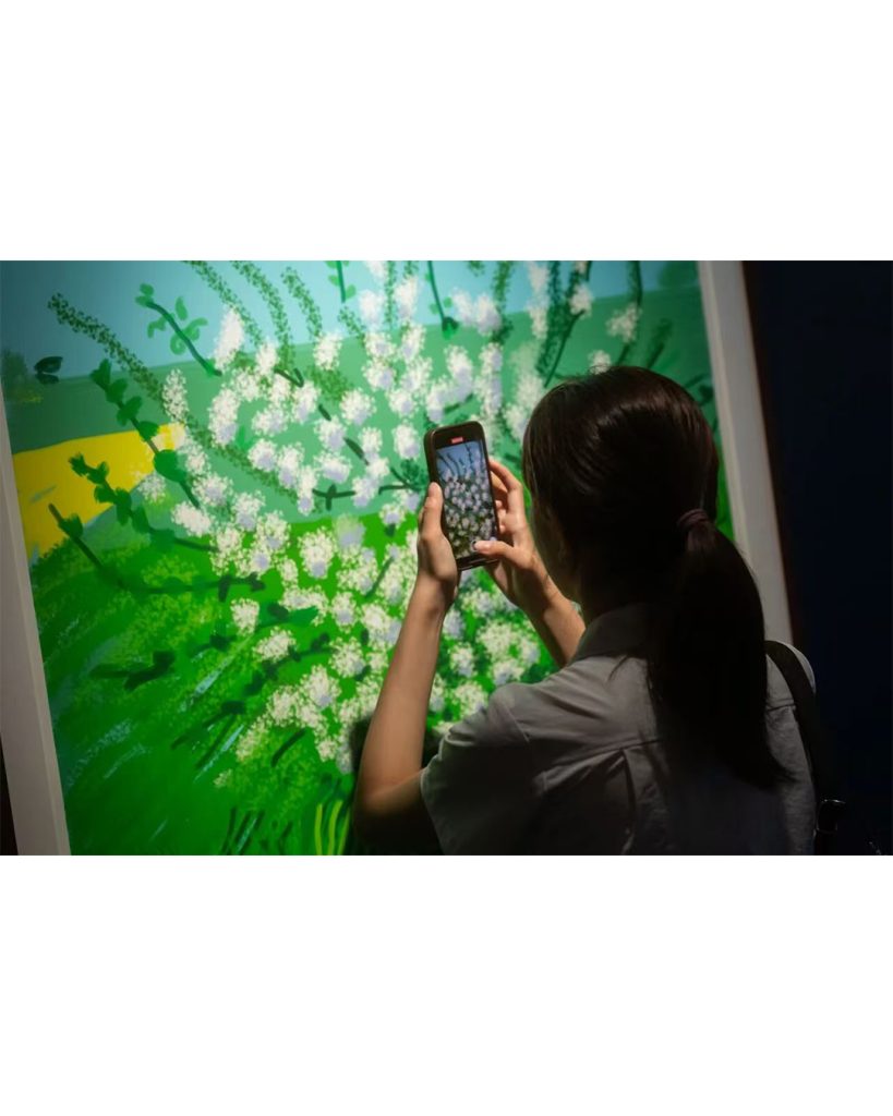 Gallery display of international and Chinese artworks