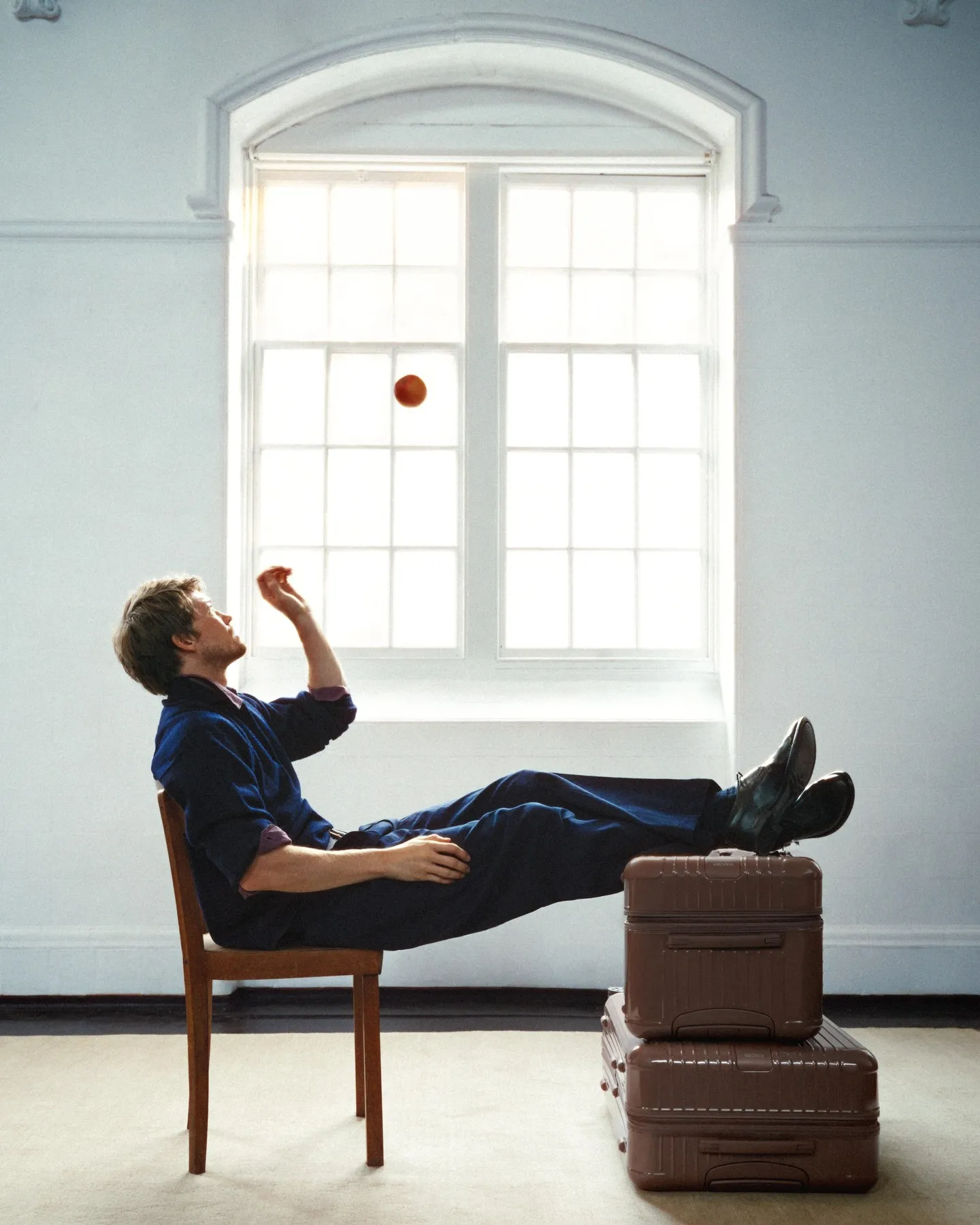 Rimowa Essential collection luggage in both Ultramarine and Umber colourways, ready for sophisticated autumn travel
