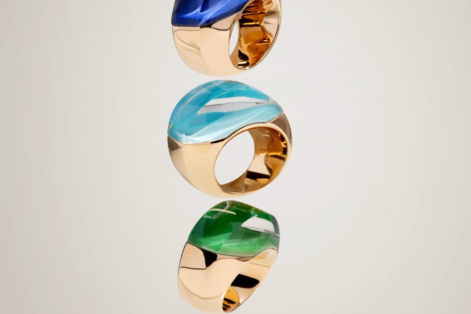 V.Hernier Aladino ring in rose gold with hand-crafted layered stones, showcasing the Trasparenze technique with smooth sensual surface finish